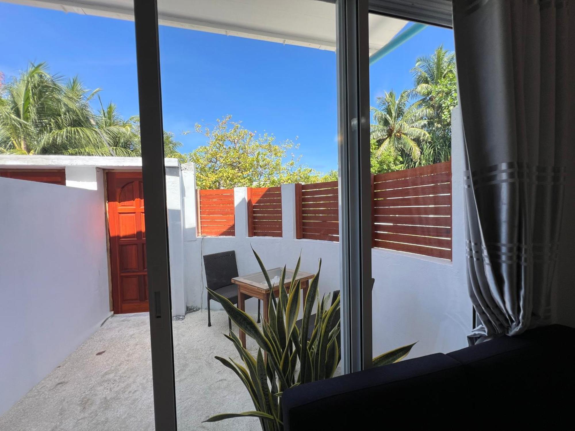 Hotel The Wave Dhigurah Dhigurah  Exterior foto